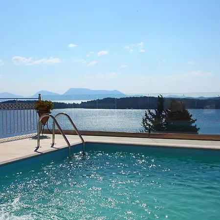 Myrtis * Nydri (Lefkada)